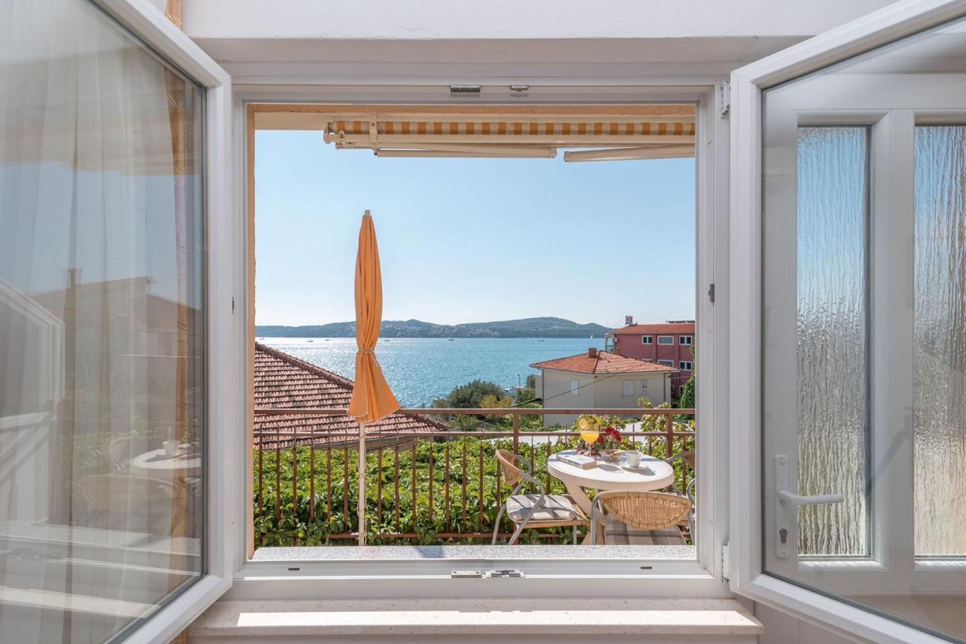 Apartments Vin Trogir Exteriör bild