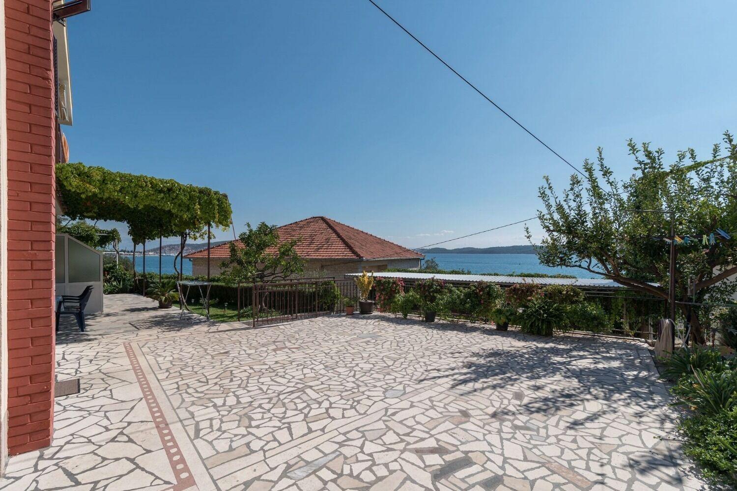 Apartments Vin Trogir Exteriör bild