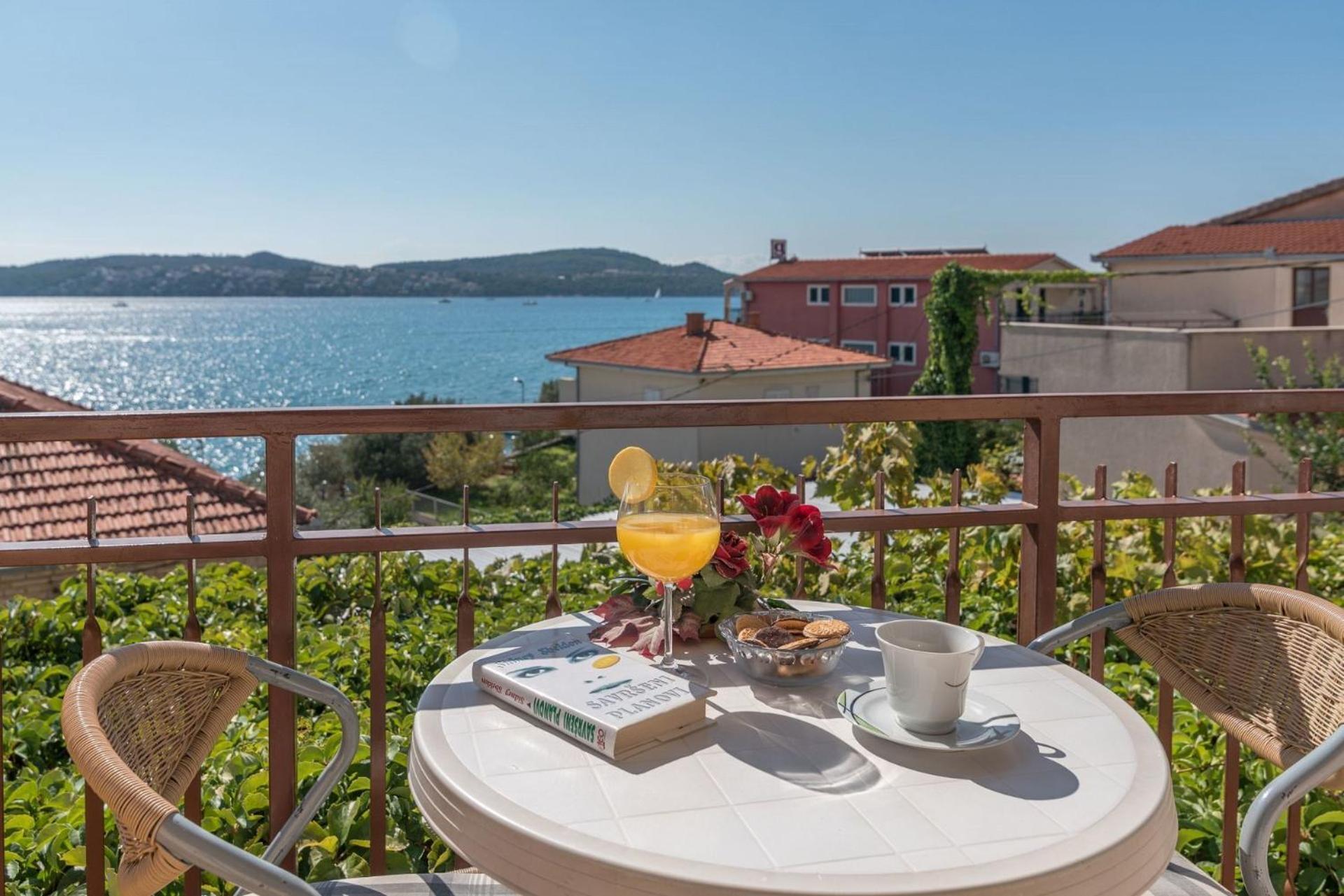 Apartments Vin Trogir Exteriör bild